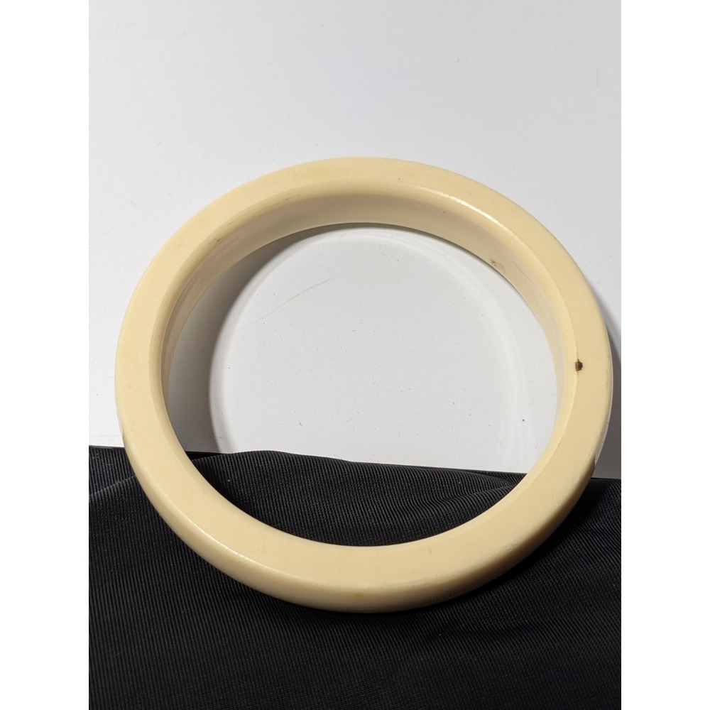 Vintage Bakelite Domed Chunky Light Butterscotch Bangle Tested True Catalin‎